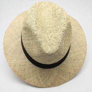 Chapéu de palha Fedora vista lateral aba média