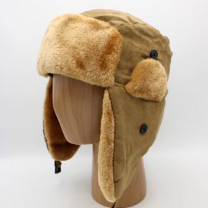 Gorro ushanka abas presas no topo
