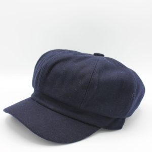 Detalhe da pala integrada na boina com pala inverno Cinzento Claro