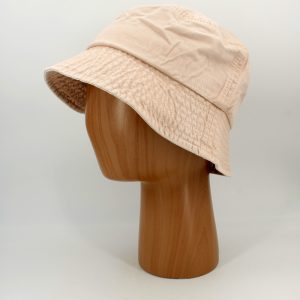 SKU 12959B — Chapéu bucket em rosa-claro, vista lateral