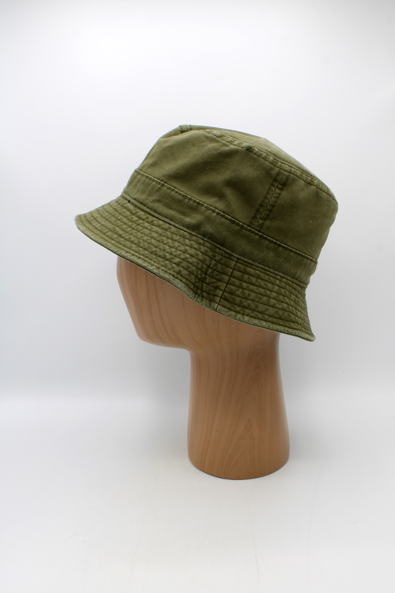 SKU 15264C — Chapéu bucket verde-oliva, vista lateral